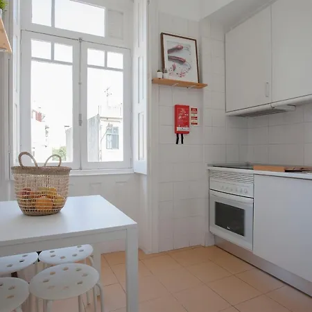 Liiiving - Telegrafo Classic Light Apartment *